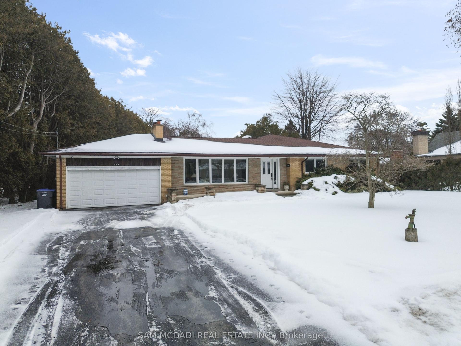 521 Vanessa Crescent — photo 1