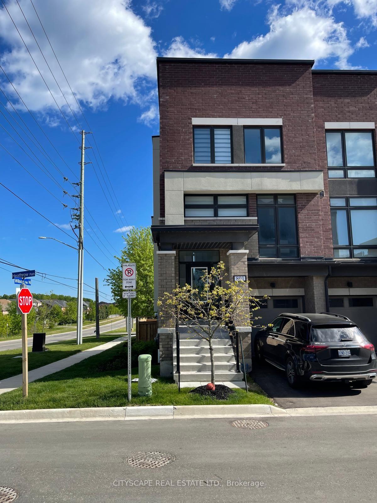 801 Heathrow Path N, Oshawa — Townhouse for lease, photo 1