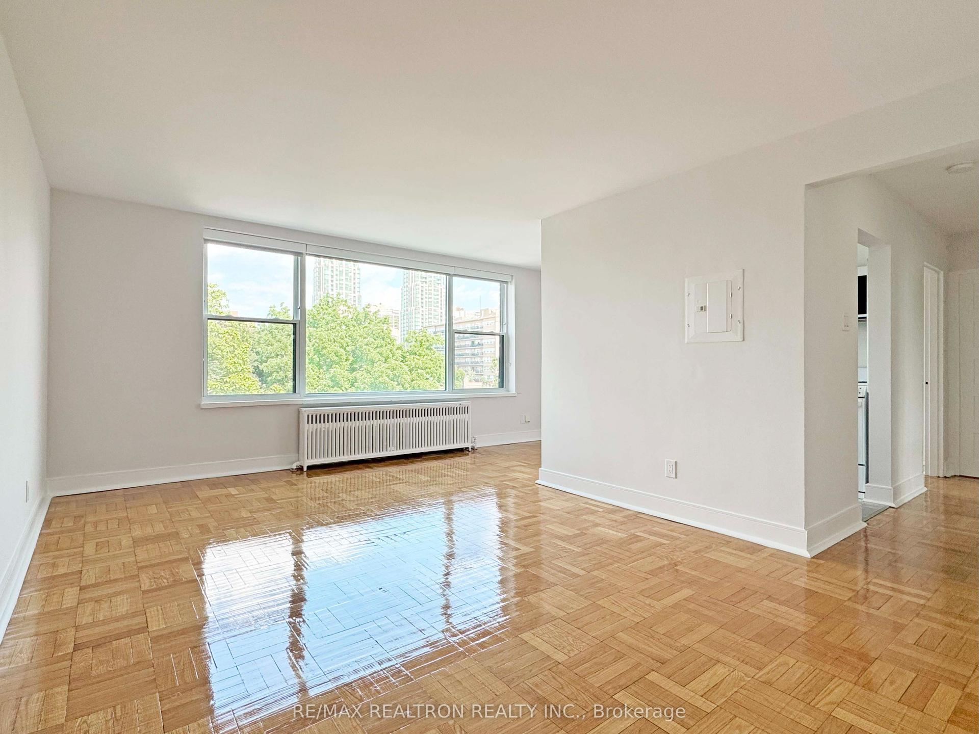 1545 Bathurst Street 308 #308, Toronto — Condo for lease, photo 1