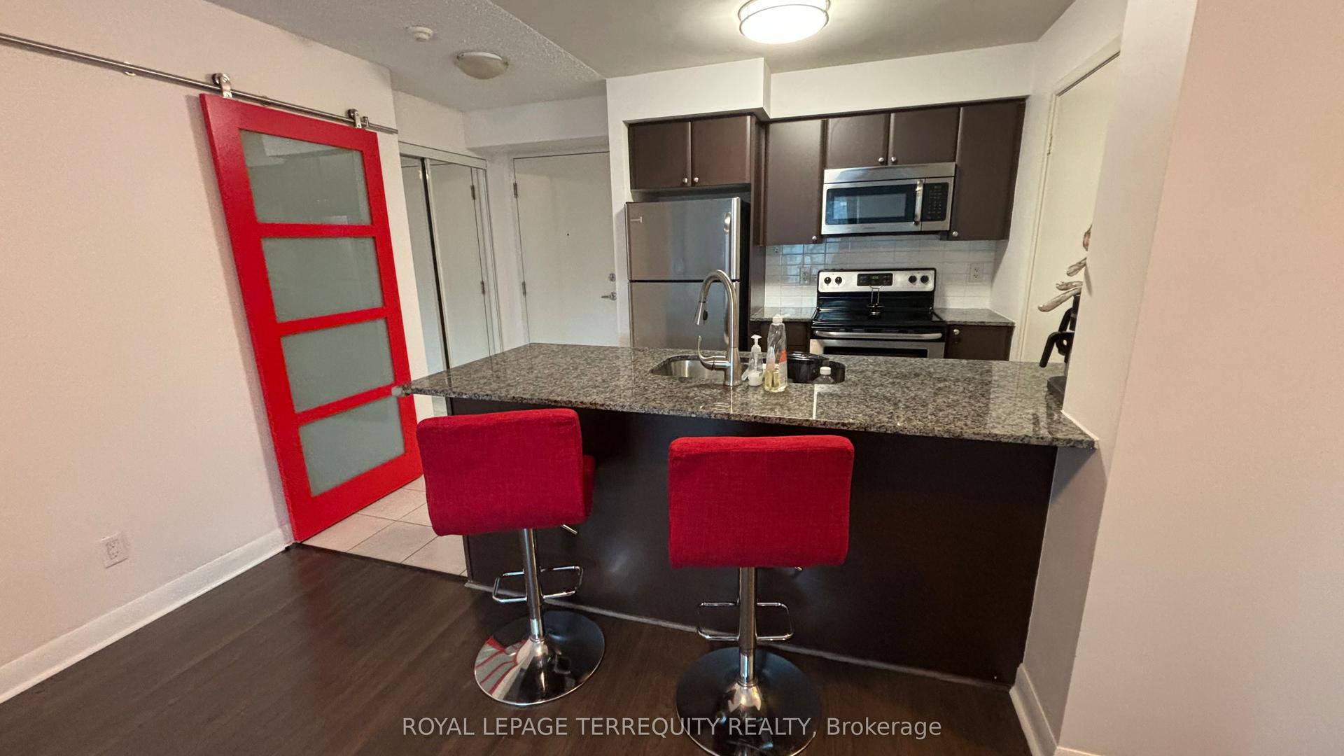 525 Wilson Avenue 835 #835, Toronto — Condo for lease, photo 1