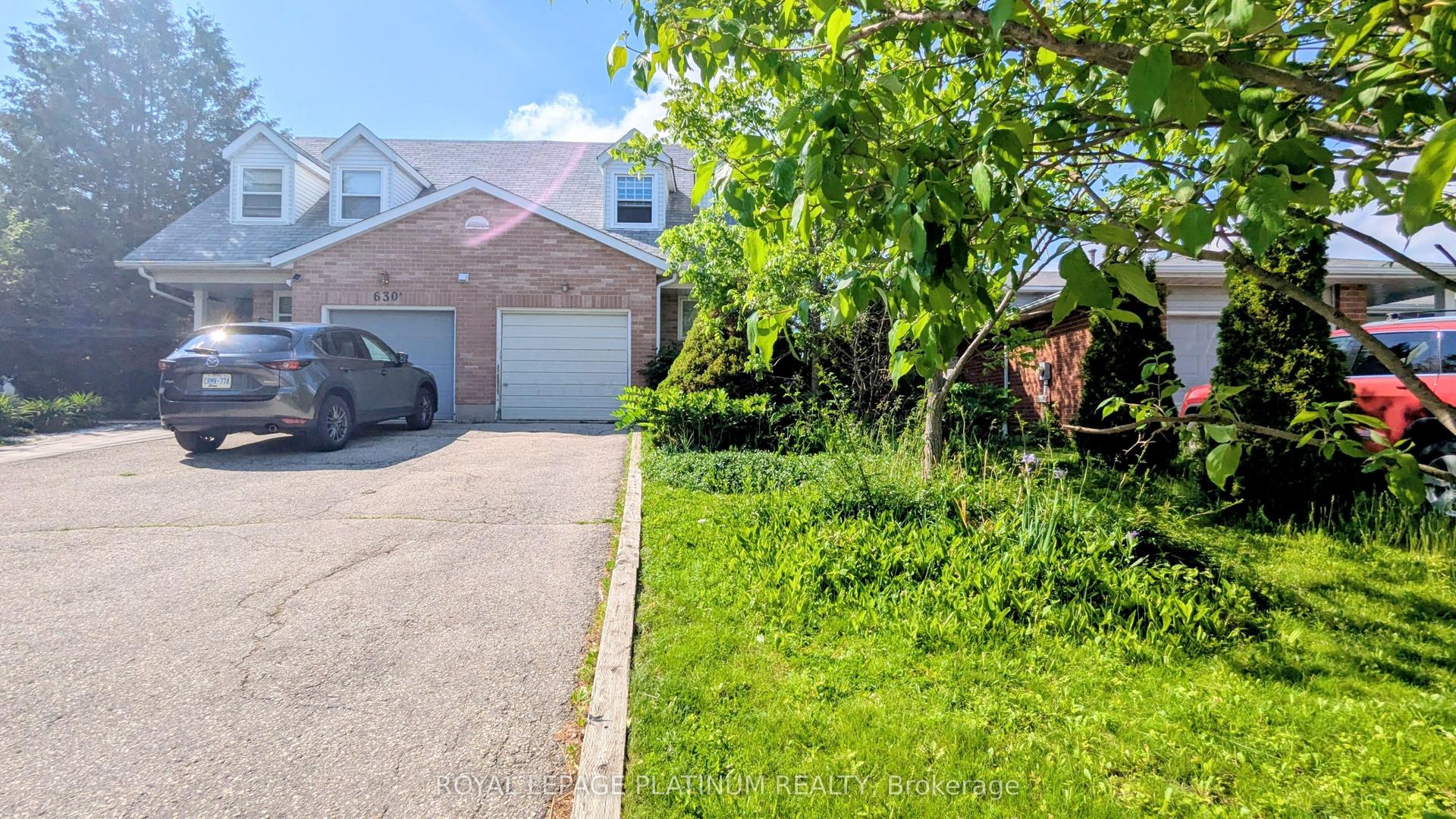 630 Pinerow Crescent — photo 1