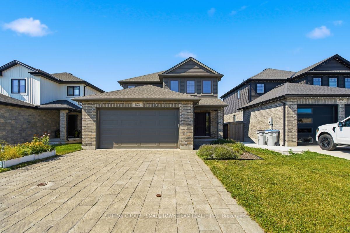 122 Gilmour Drive, Lucan Biddulph — Detached for sale, photo 1
