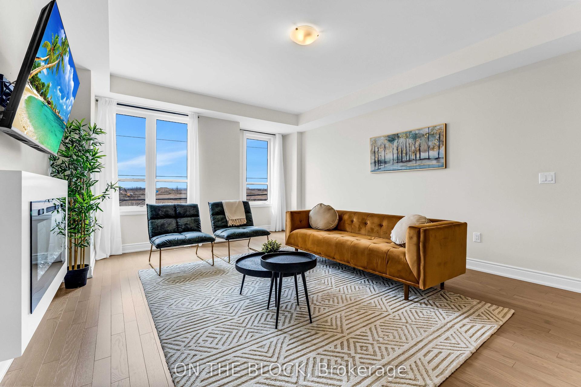 3347 Sixth Line, Oakville — Townhouse for lease, photo 1