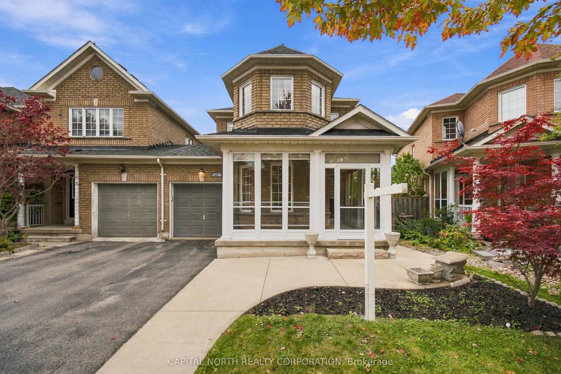 21 Walkview Crescent, Richmond Hill — Townhouse for sale, photo 1