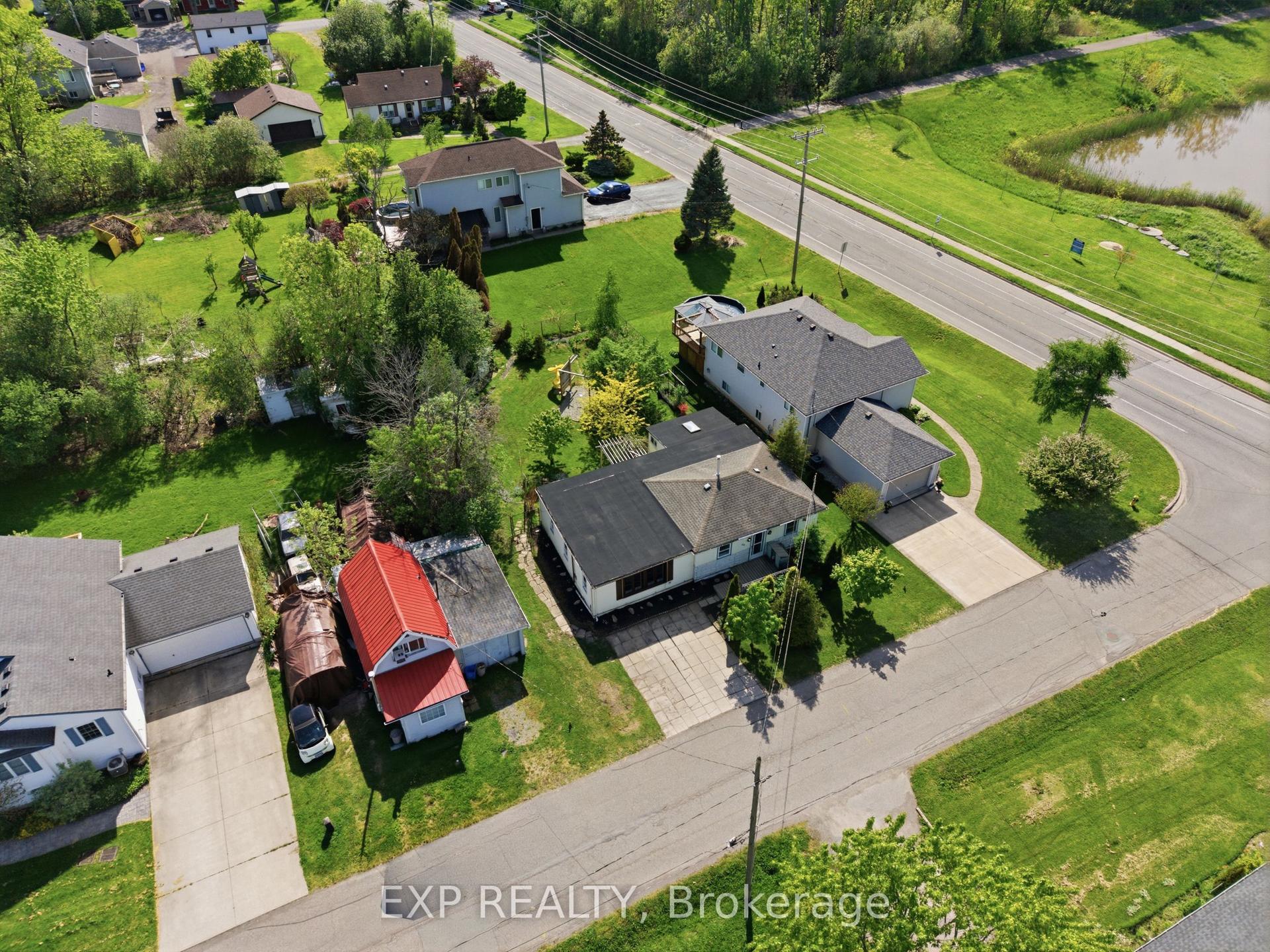 99 Joseph Street — photo 1