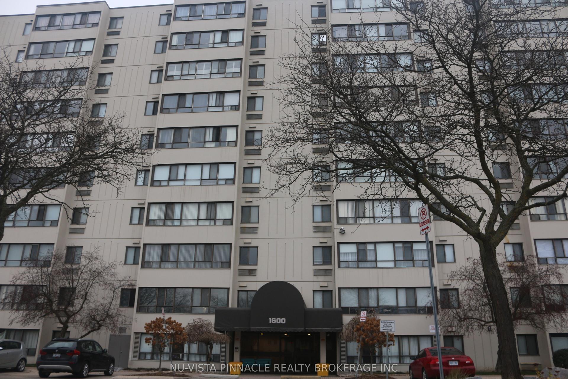 1600 Adelaide Street N 704 #704 — photo 1