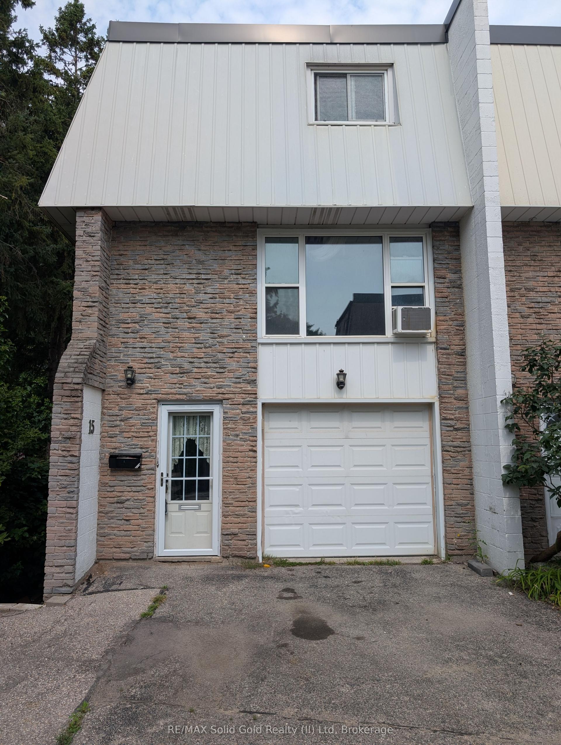 70 Morgan Avenue 15 #15, Kitchener — Condo Town for lease, photo 1