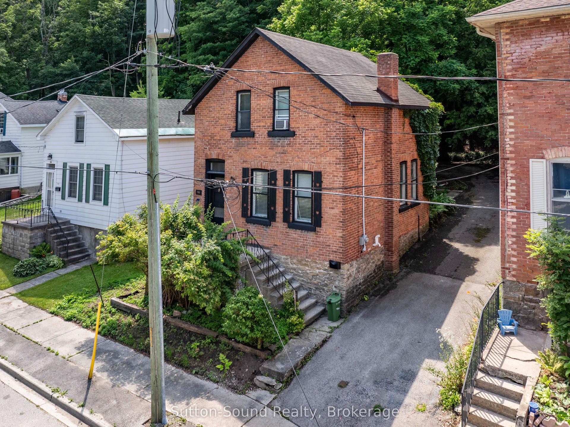 790 3rd Ave A Avenue W, Owen Sound — Detached for sale, photo 1