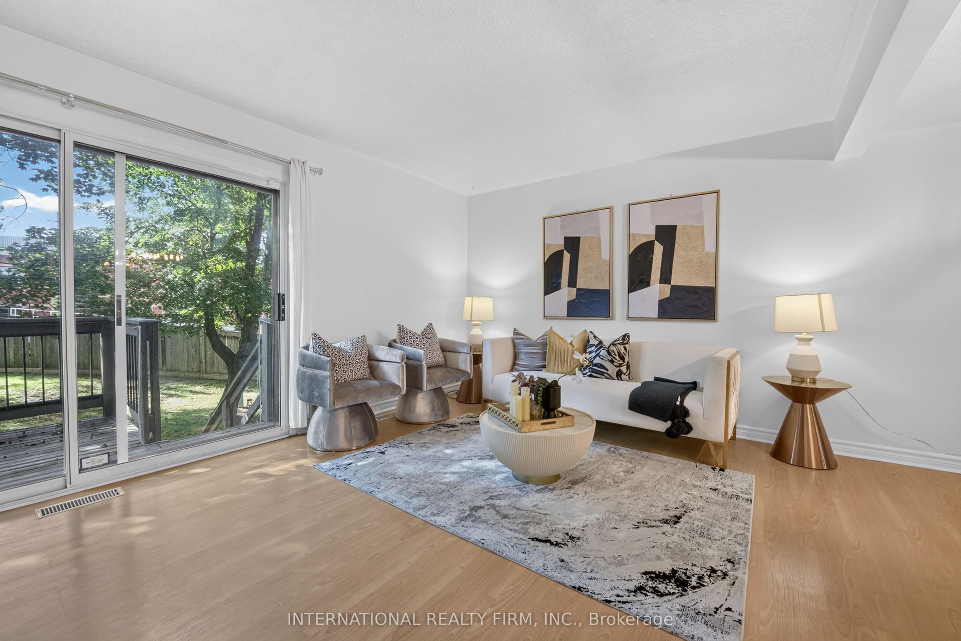 6855 Glen Erin Drive 15 #15, Mississauga — Condo Town for sale, photo 1