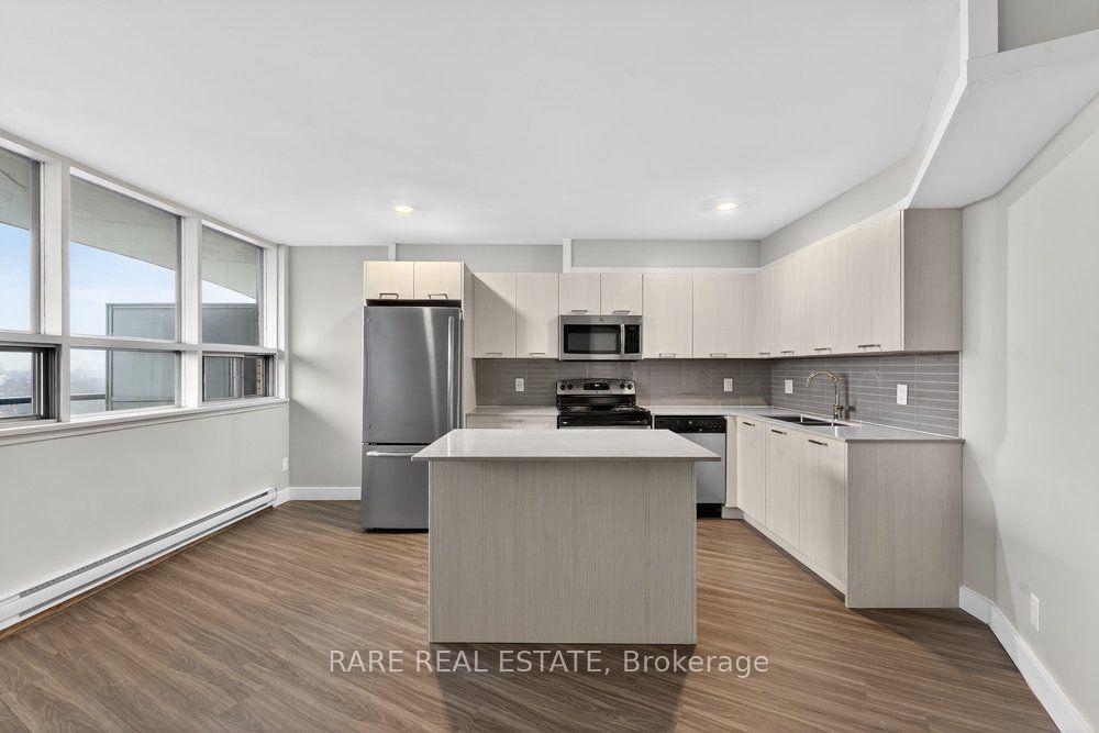 4340 Bloor Street W 602 #602 — photo 1
