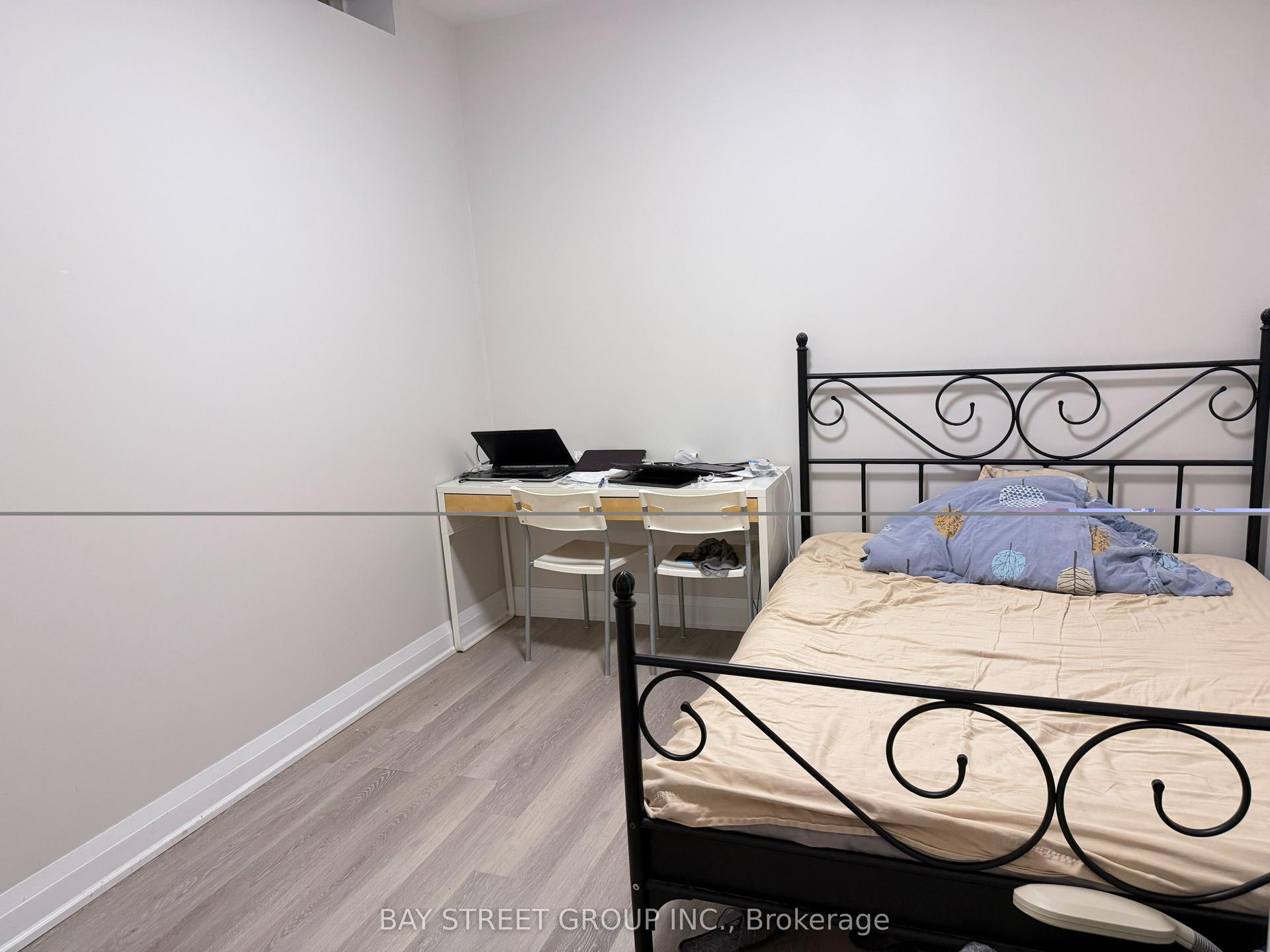 16 Queen Magdalene Place, Toronto — Detached for lease, photo 1