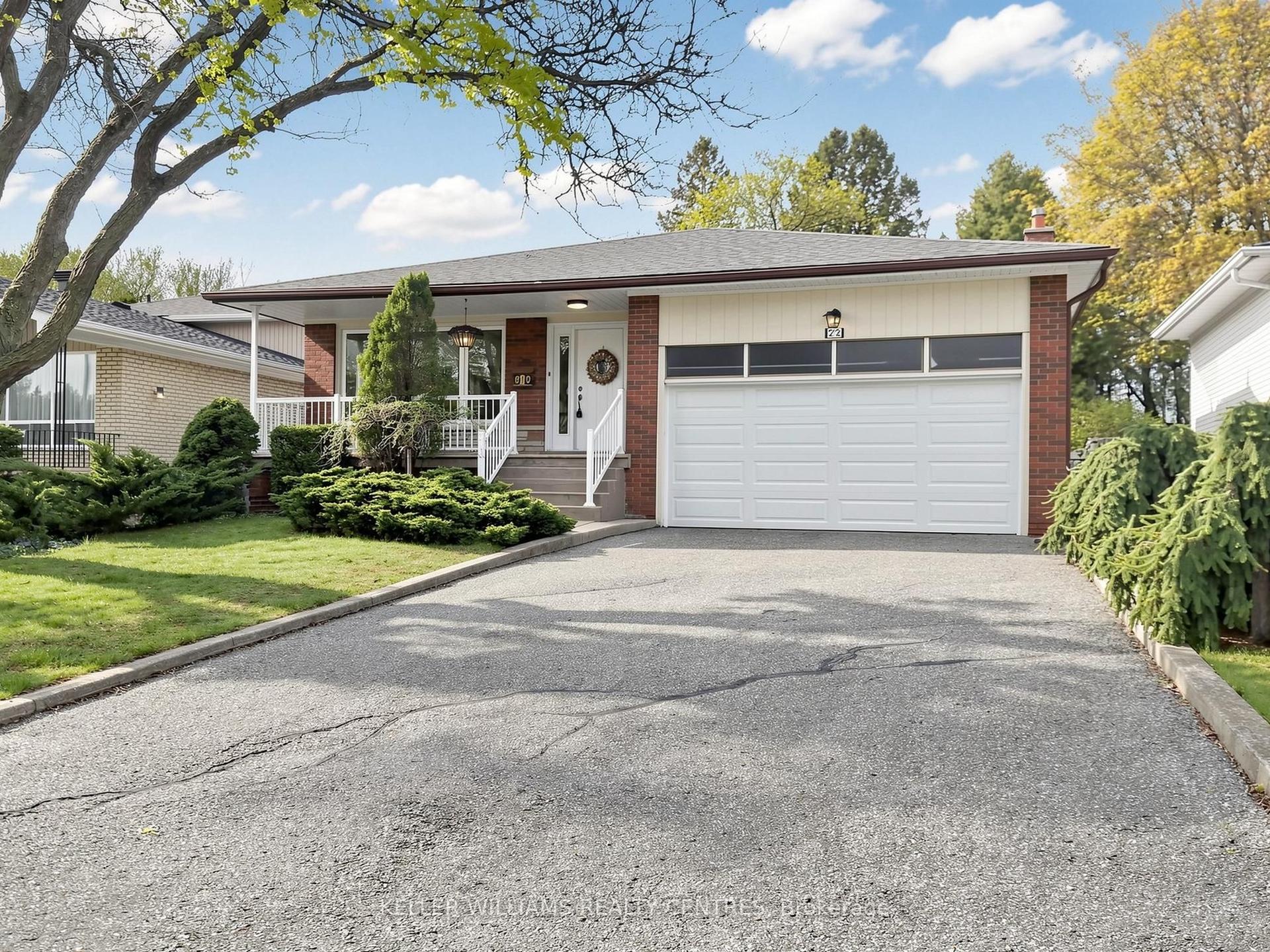 22 Coral Harbour Crescent — photo 1