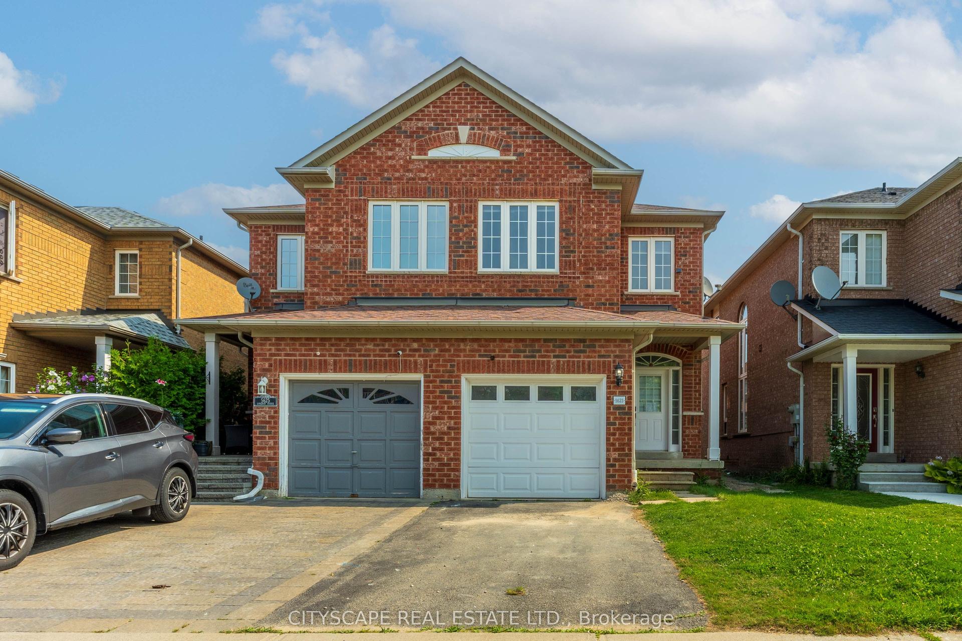 5623 Longboat Avenue, Mississauga — Semi-Detached for lease, photo 1