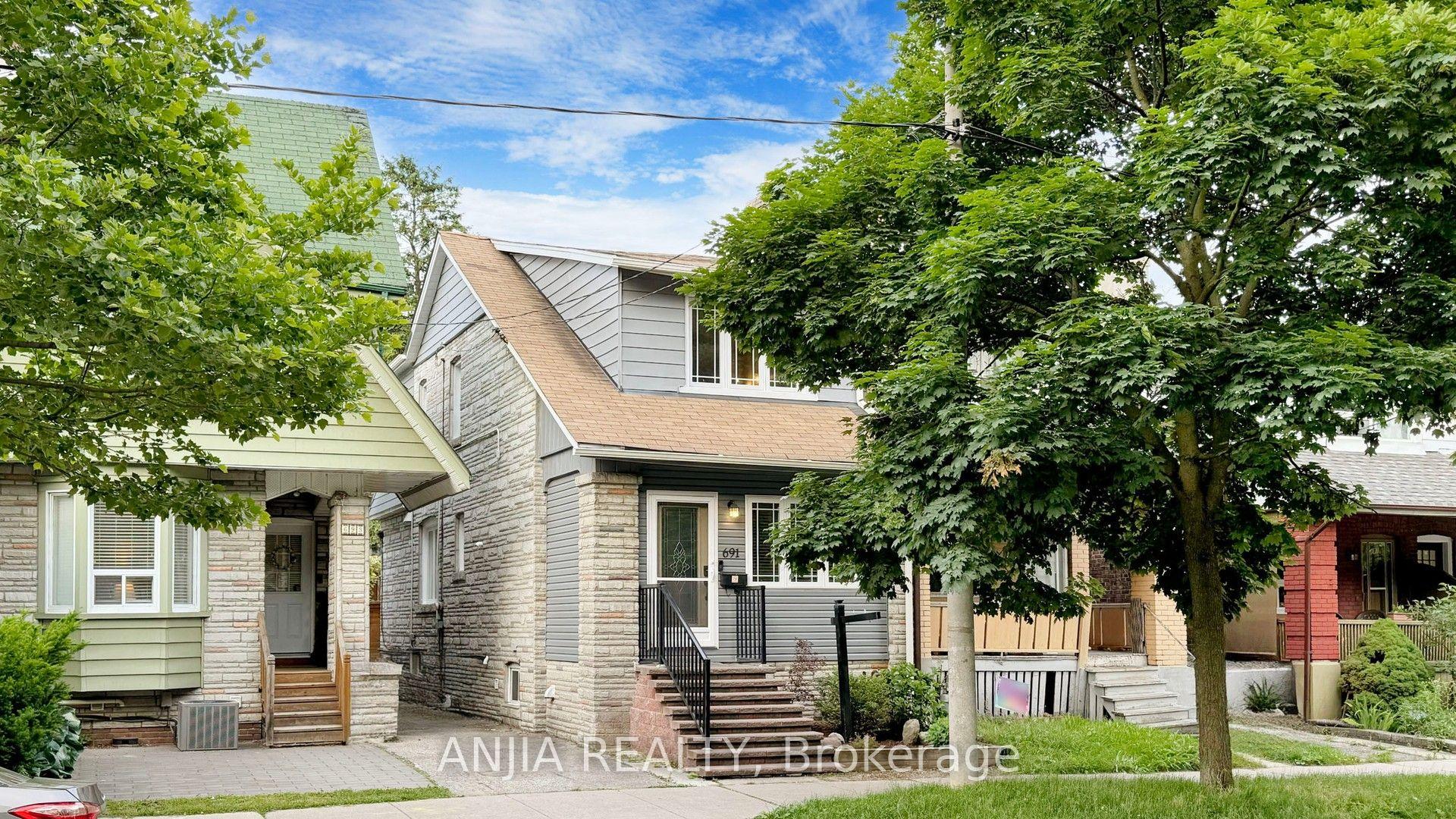 691 Greenwood Avenue, Toronto — Semi-Detached for sale, photo 1