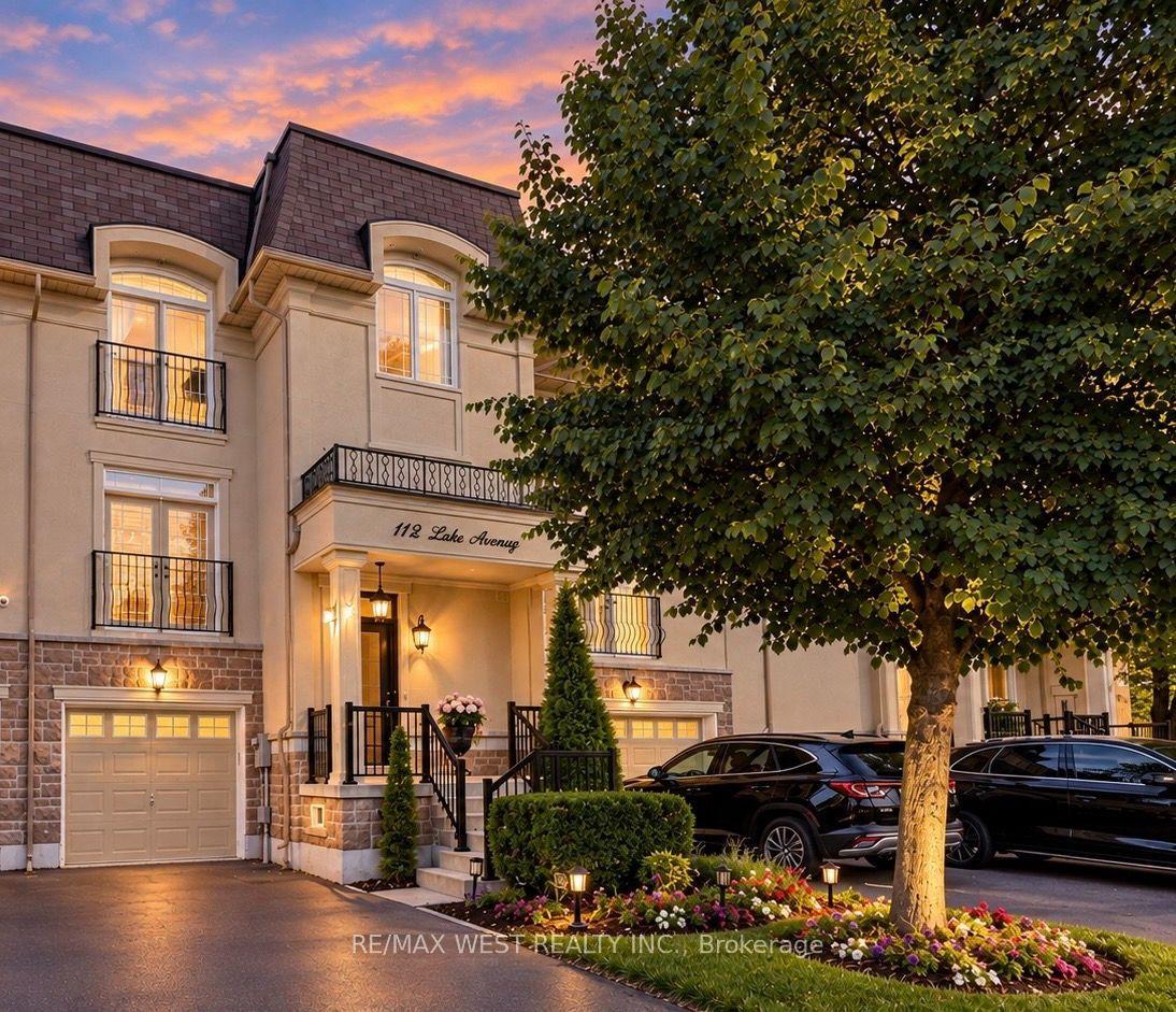 112 Lake Avenue, Richmond Hill — Townhouse for sale, photo 1