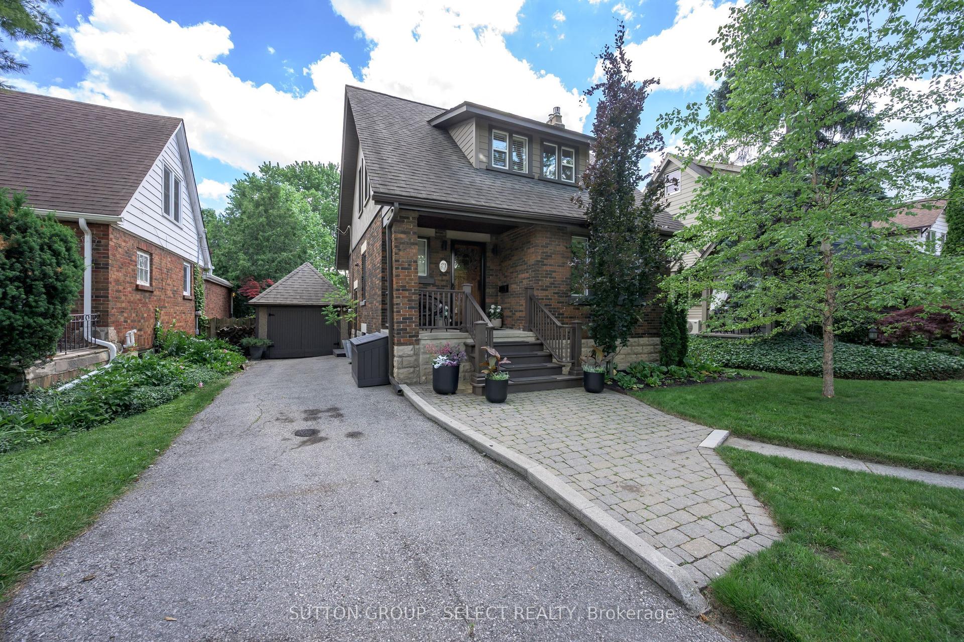 21 Foxbar Road — photo 1