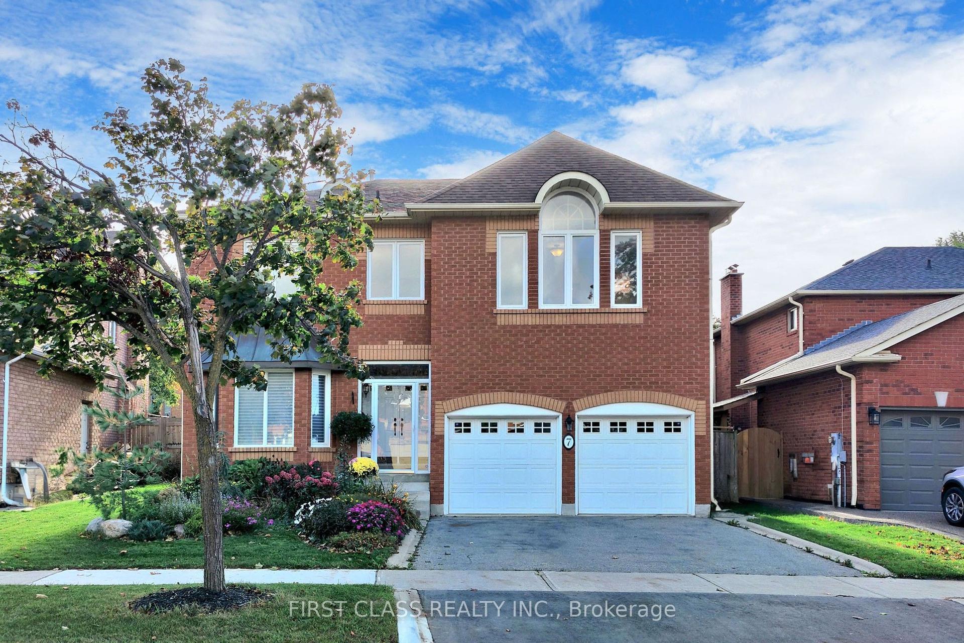 7 Kenpark Avenue, Brampton — Detached for sale, photo 1