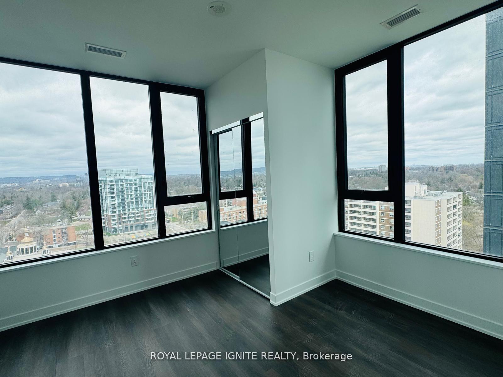 2075 Lakeshore Road 1302 #1302 — photo 1