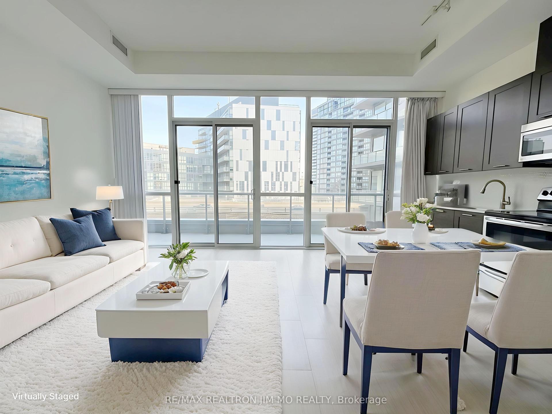 20 Bruyeres Mews 727 #727 — photo 1