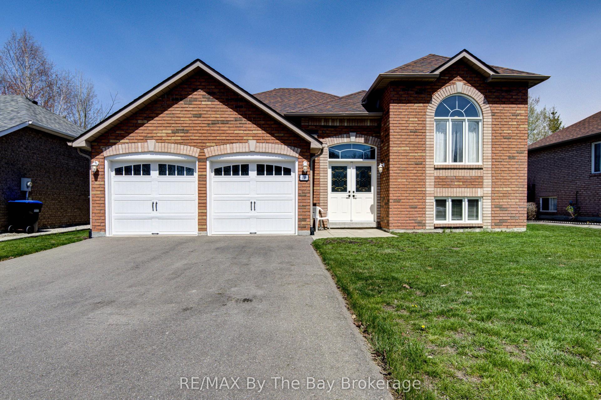 420 Ramblewood Drive — photo 1