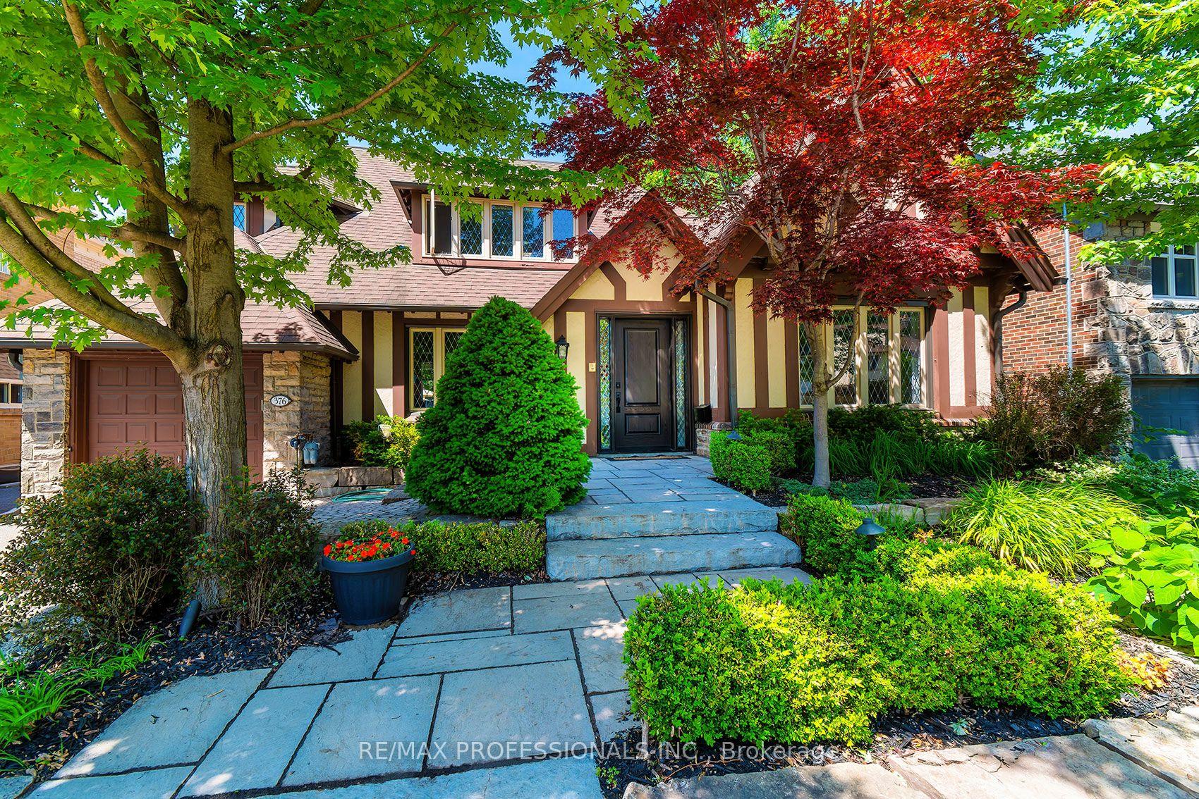 376 Prince Edward Drive N, Toronto — Detached for sale, photo 1