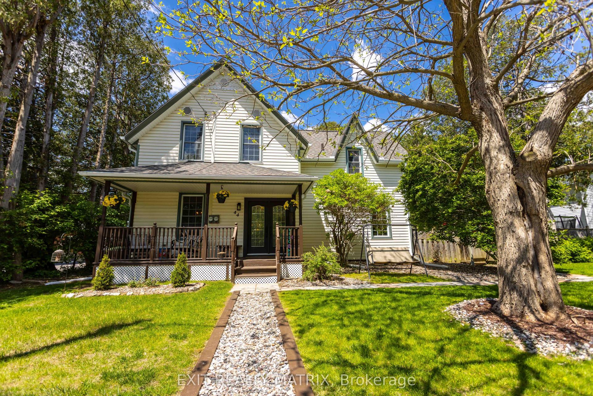 44 Mill Street — photo 1