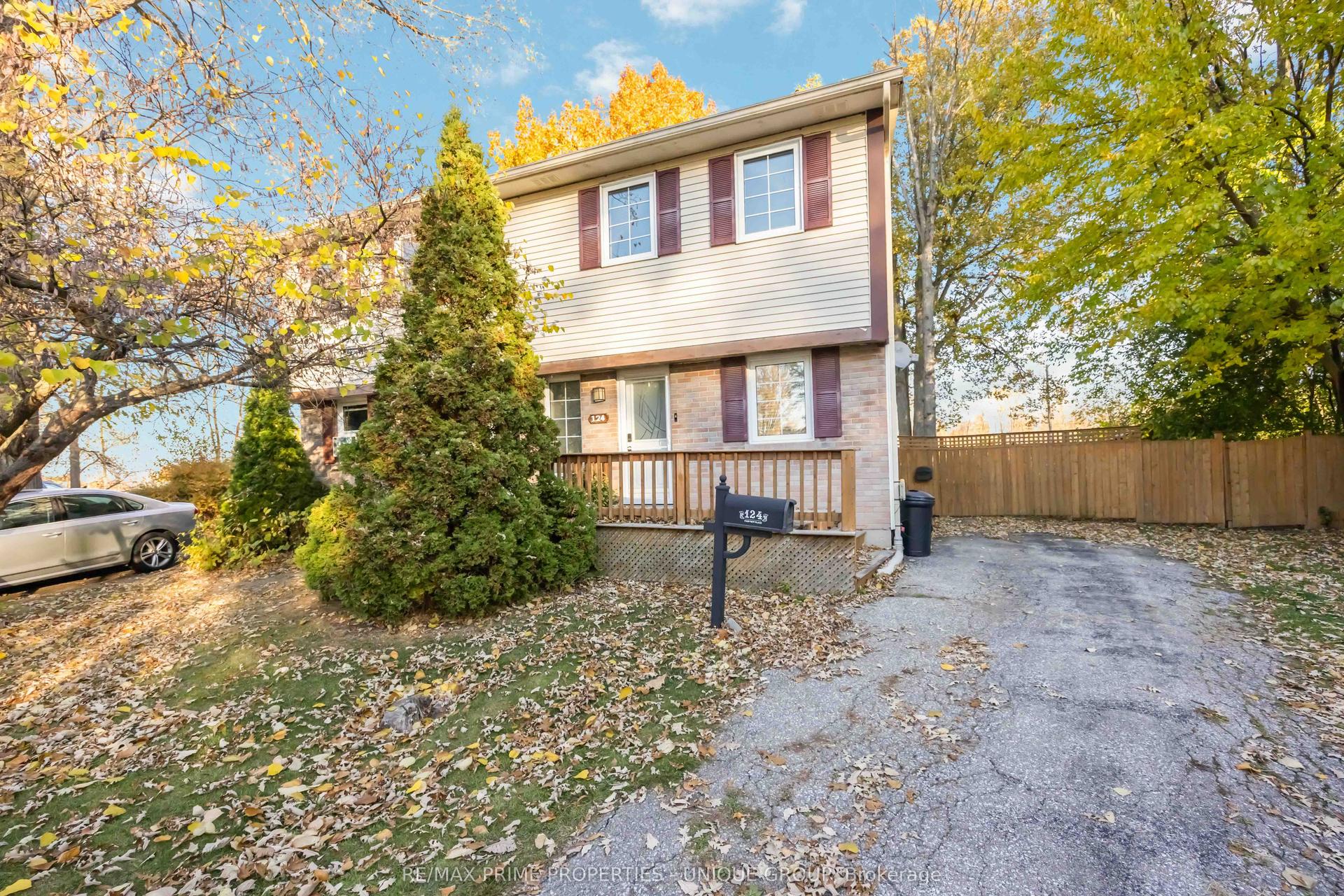 124 Fairview Place — photo 1