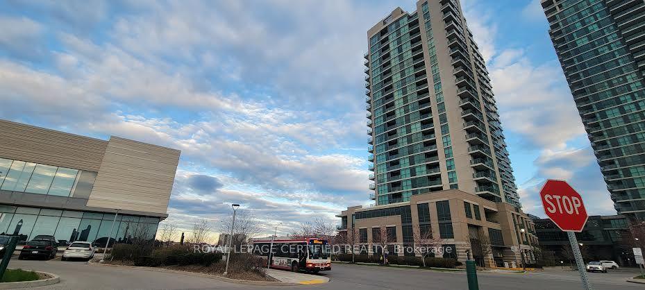 205 Sherway Gardens W — photo 1