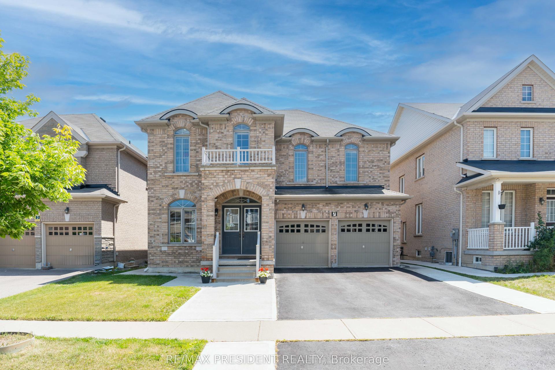 7 Wellpark Way — photo 1