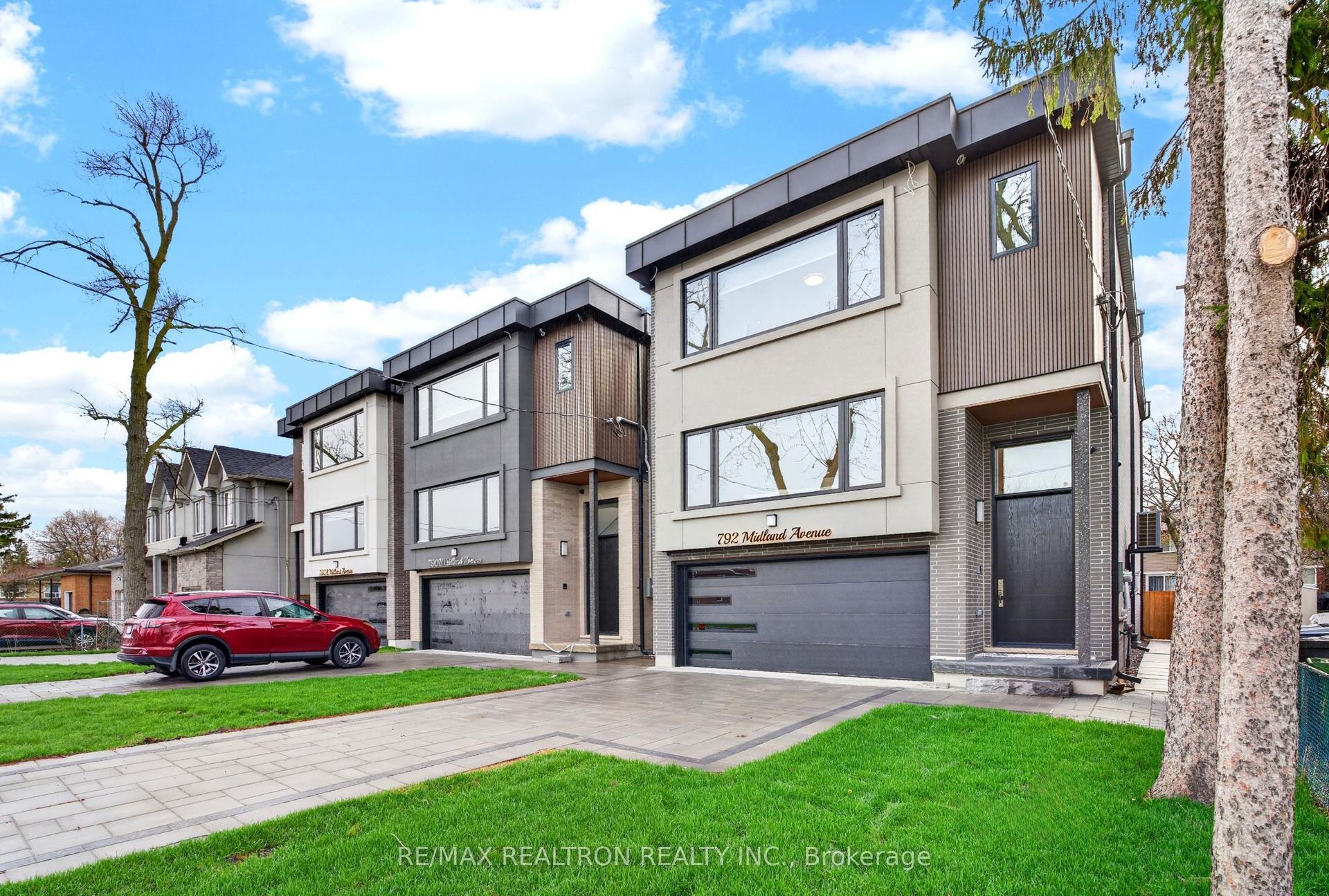 792 Midland Avenue — photo 1