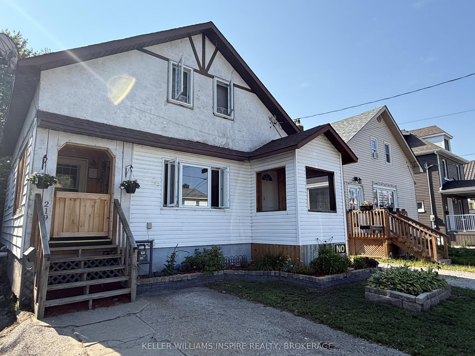 219 King Street W, North Bay — Detached for sale, photo 1