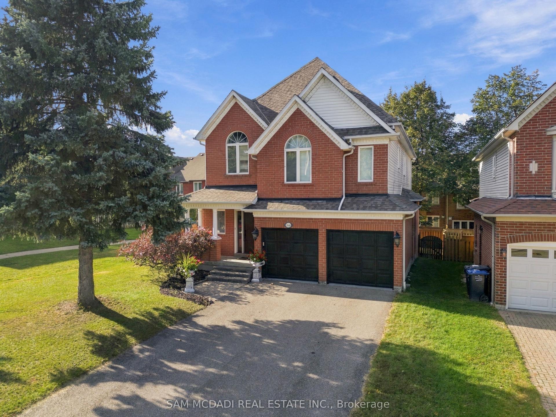 964 Queen Street W, Mississauga — Detached for sale, photo 1