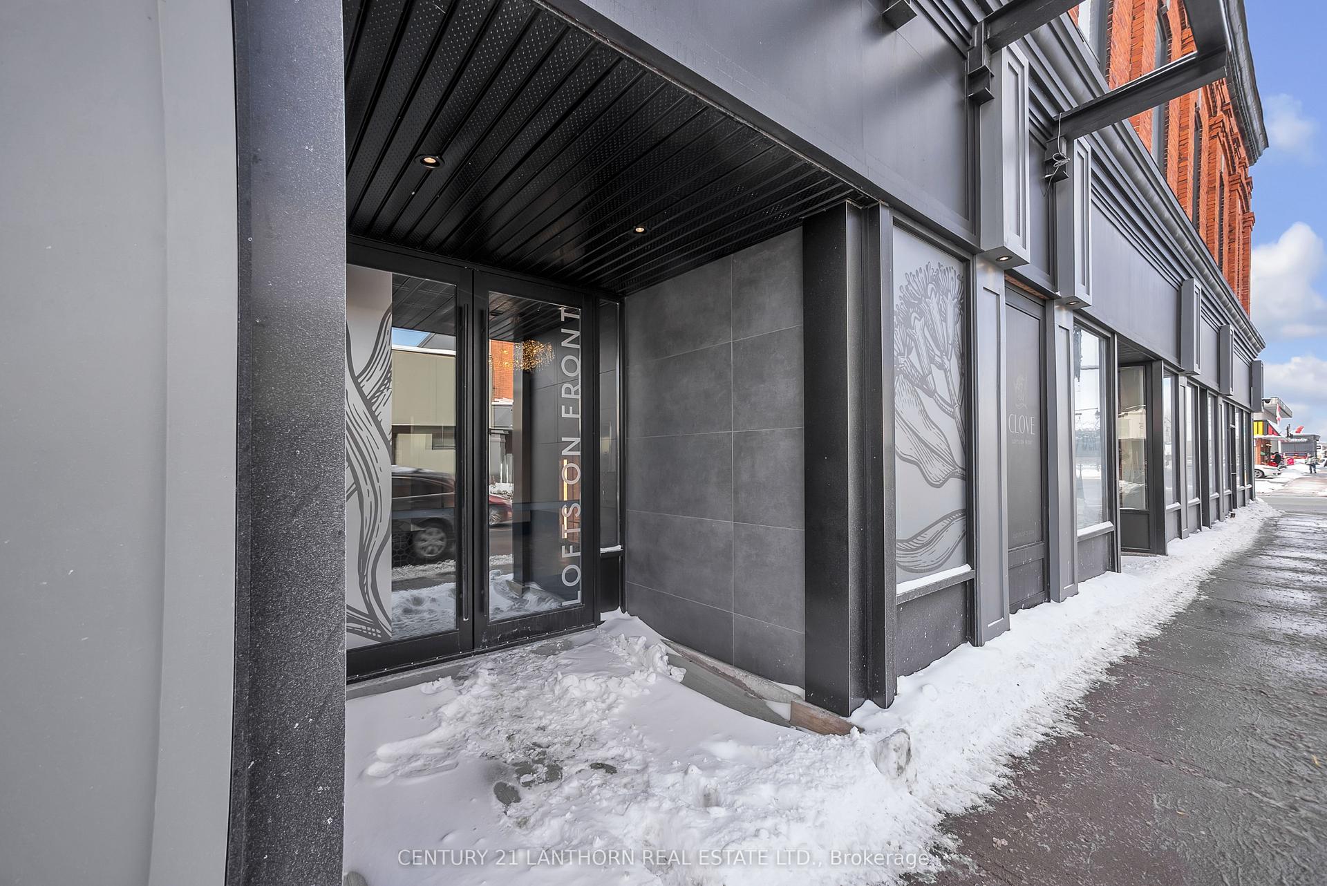 38 Front Street Unit # 5 #Unit # 5 — photo 1
