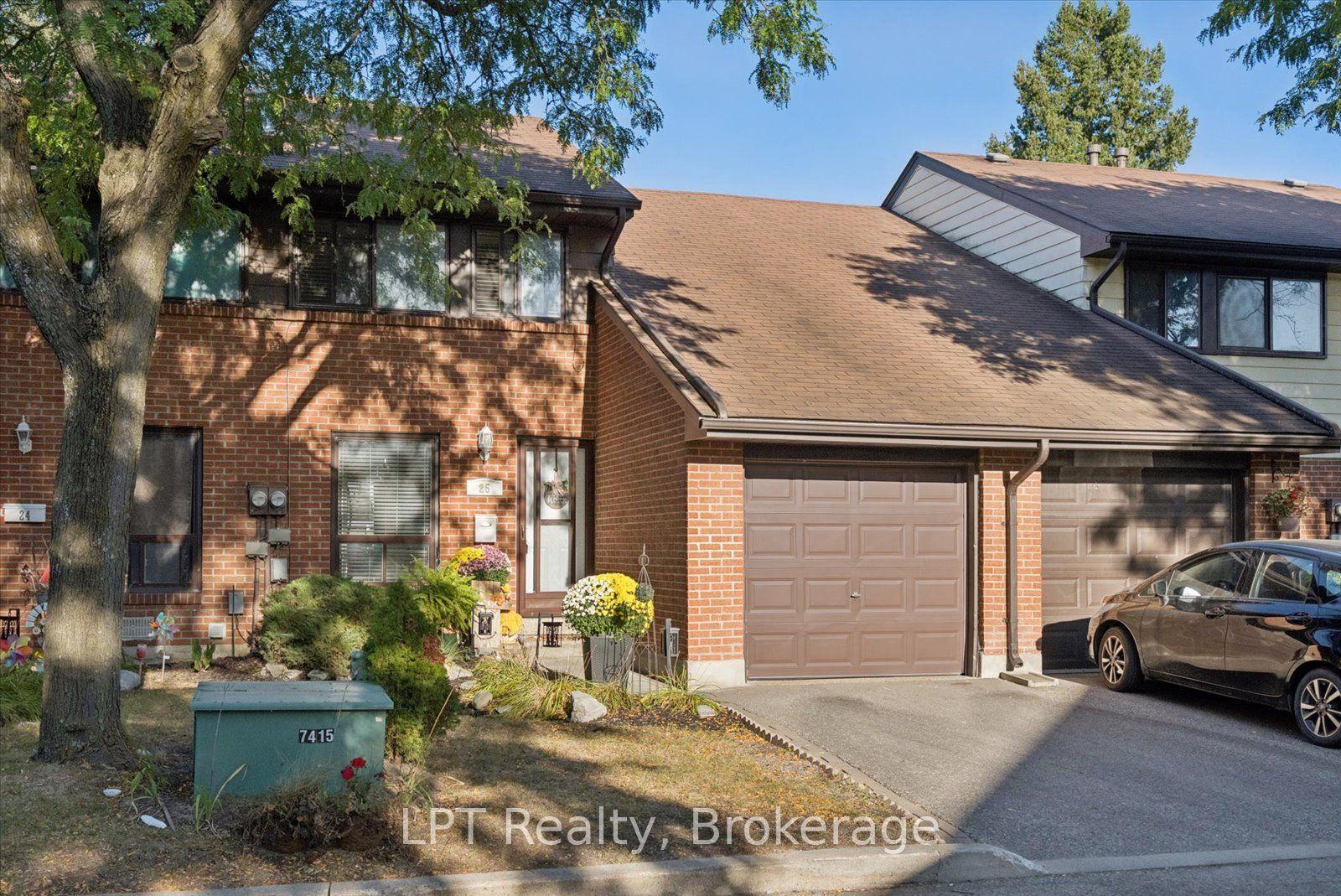 155 Glovers Road 25 #25, Oshawa — Condo Town for sale, photo 1