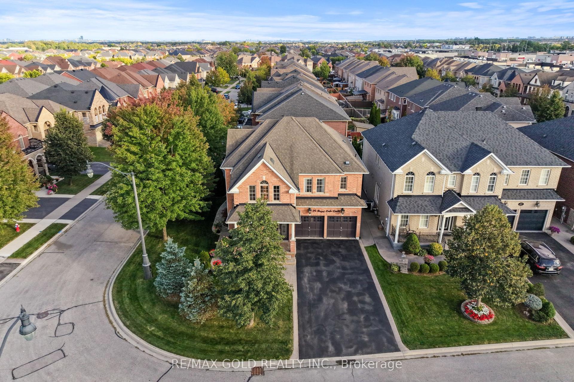 29 Royal Links Circle, Brampton — Detached for sale, photo 1