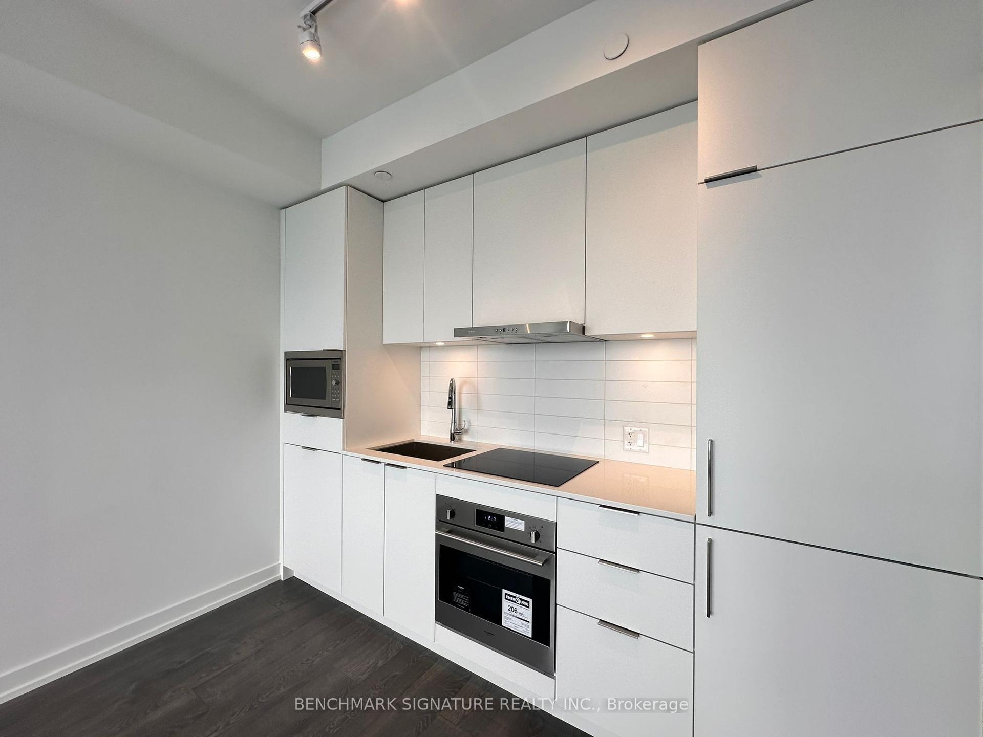 8 Olympic Garden Drive 1708 #1708 — photo 1