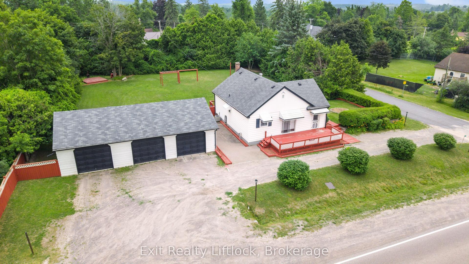 2 Edgewood Avenue, Douro-Dummer — Detached for sale, photo 1