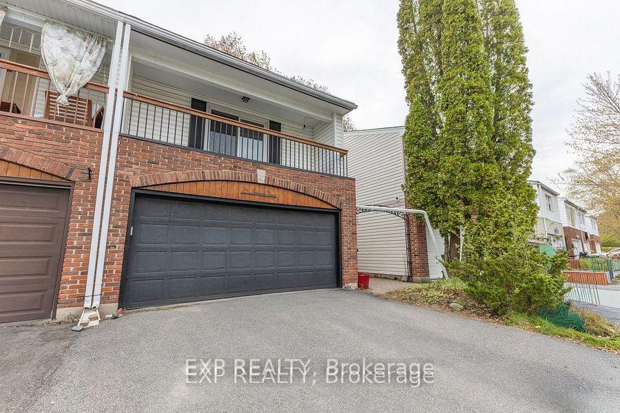 15 JANSEN Road, South of Baseline to Knoxdale — Townhouse for sale, photo 1