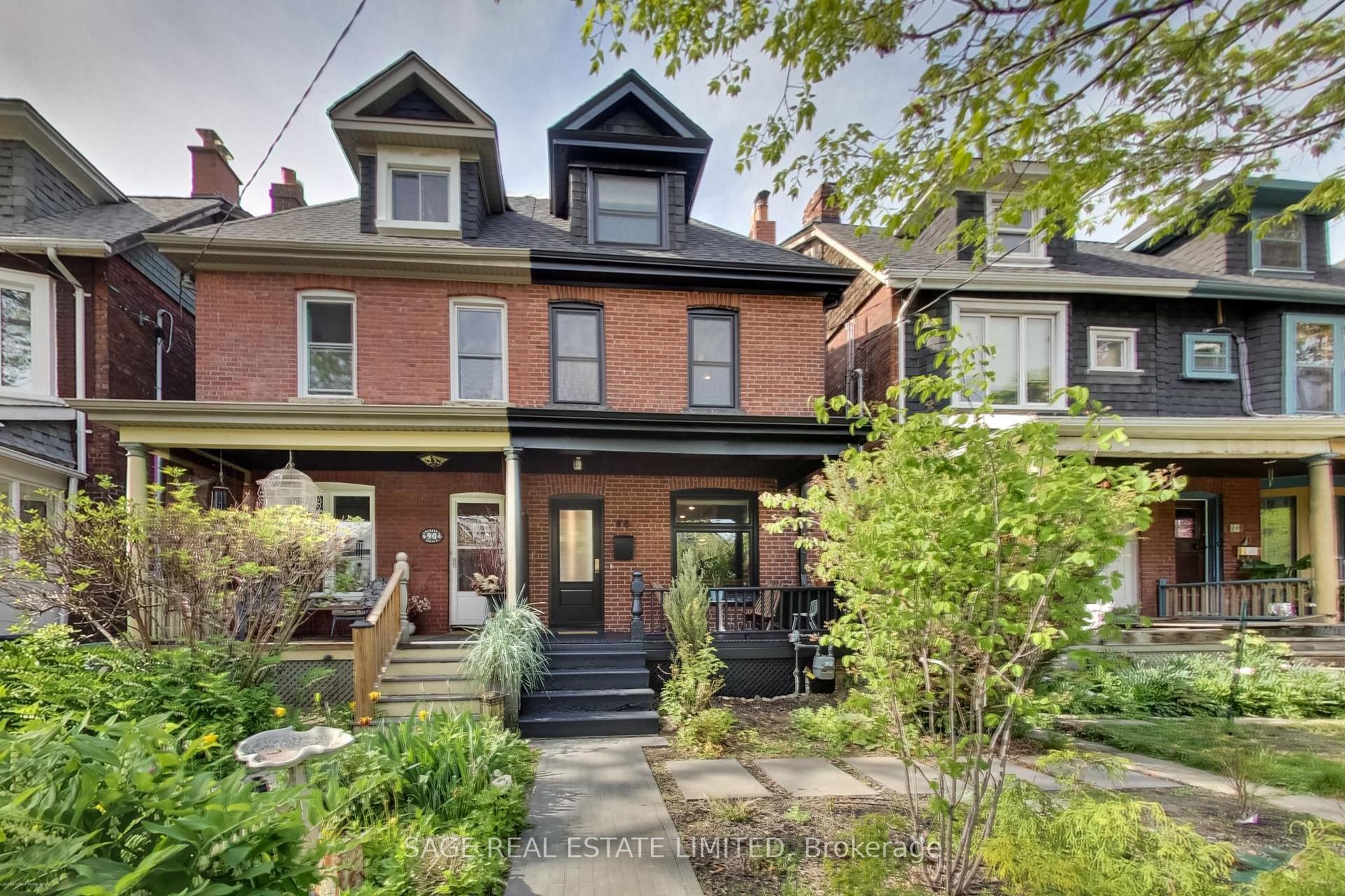88 Galley Avenue — photo 1