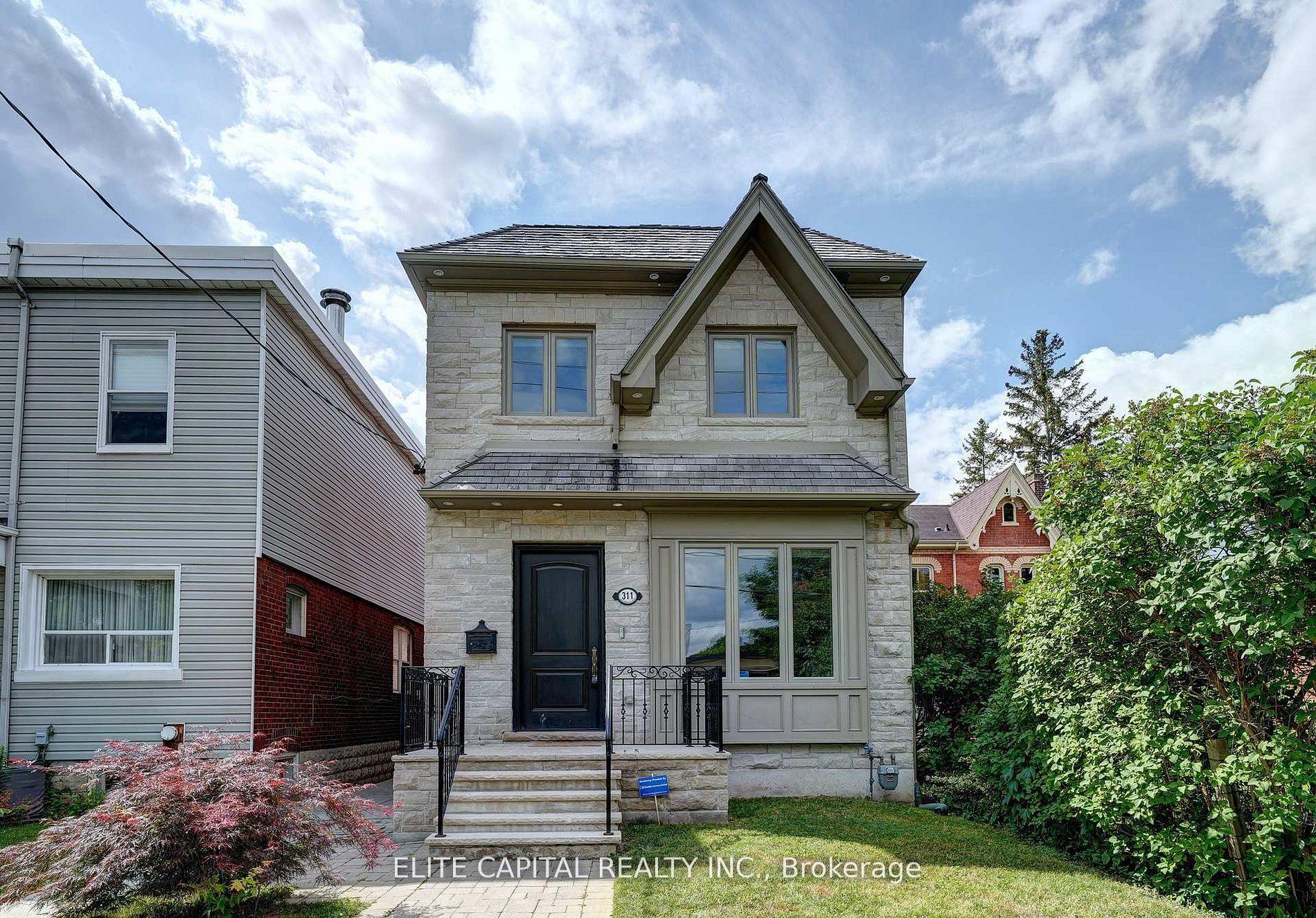 311 Davisville Avenue — photo 1