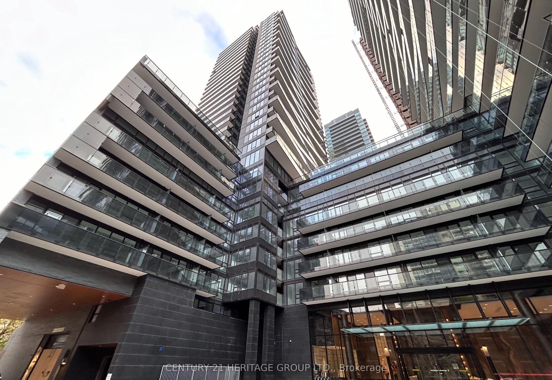 127 Broadway Avenue 808 #808 — photo 1
