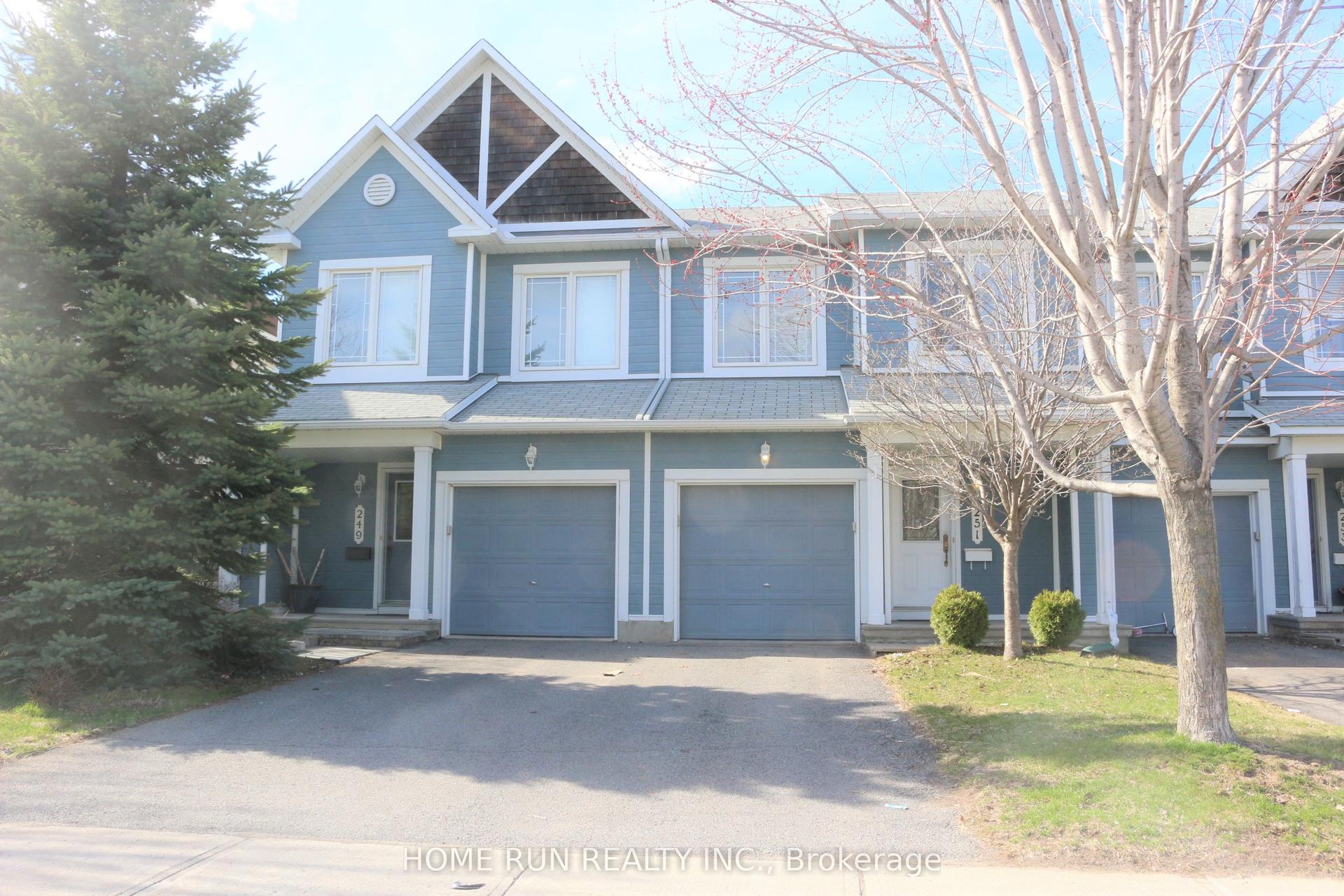 251 Meadowbreeze Drive — photo 1