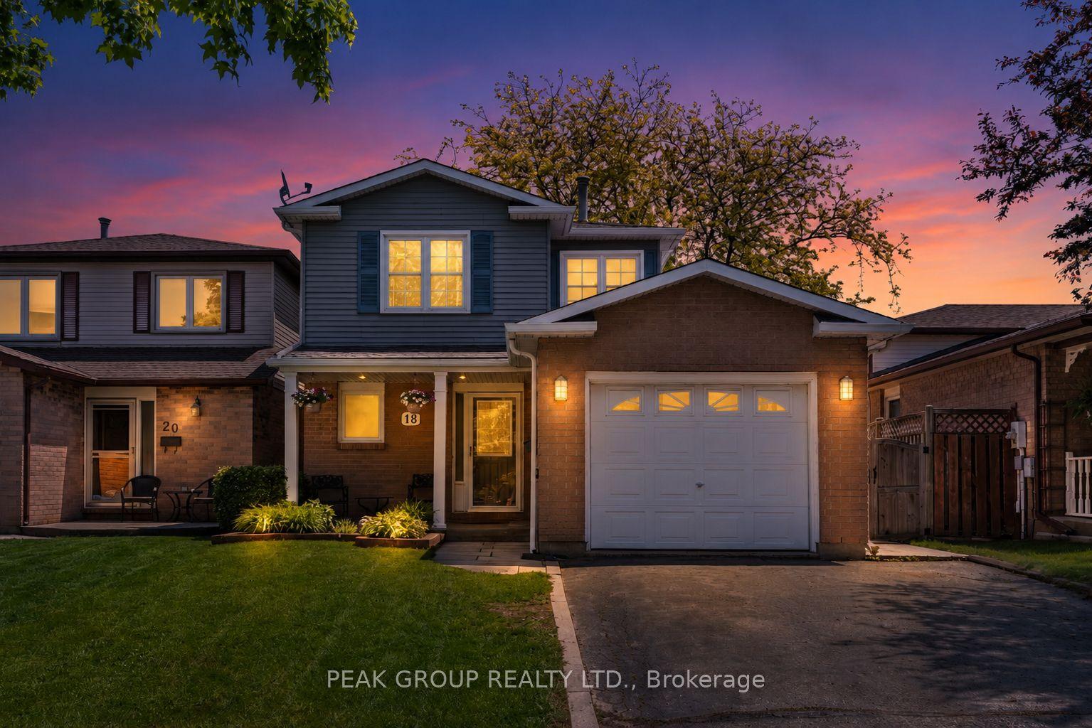 18 Sandra Crescent — photo 1