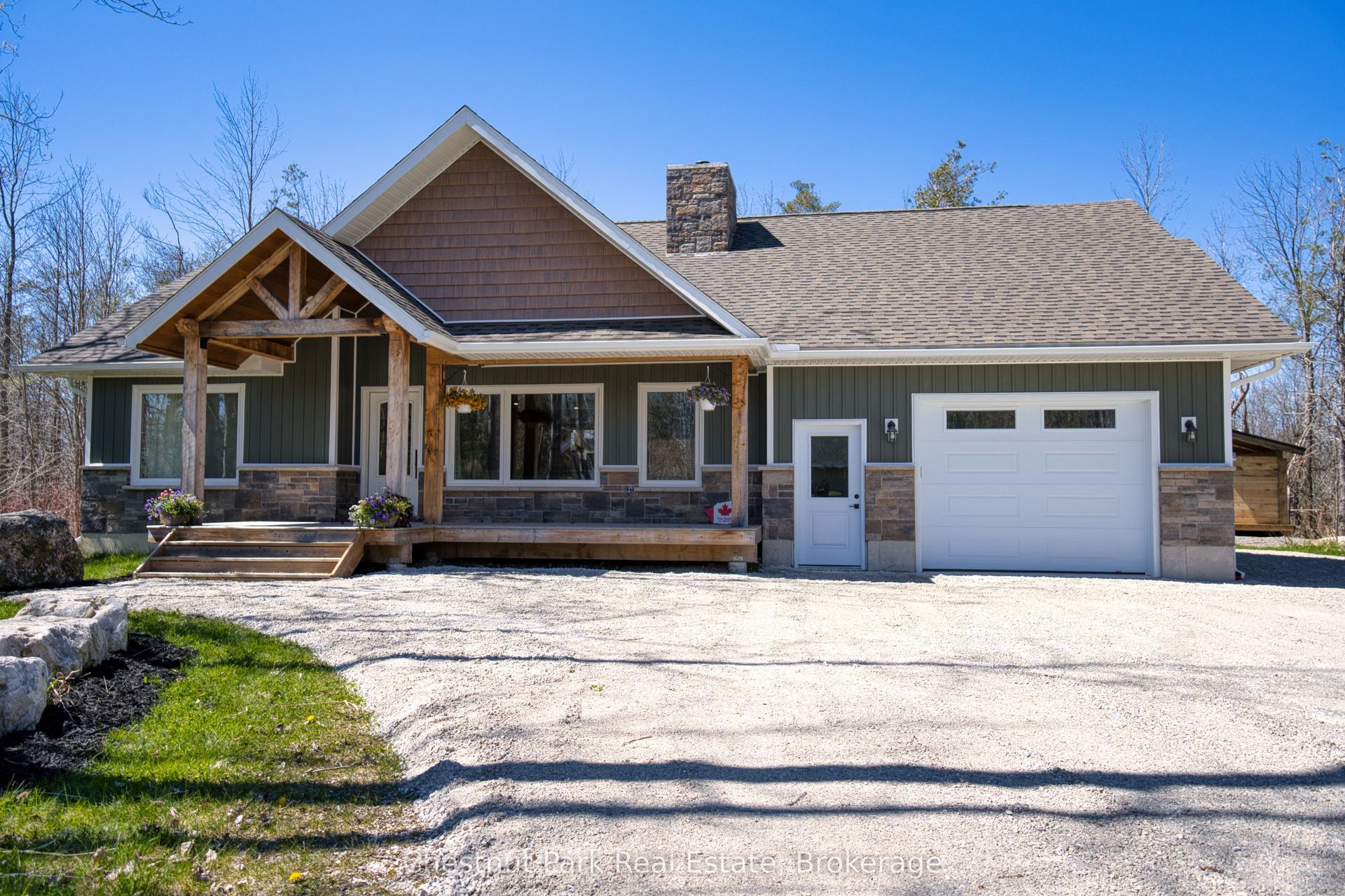 23 Maple Drive — photo 1