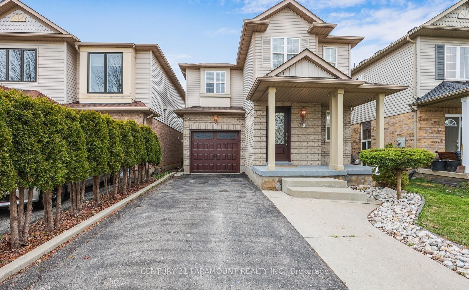 47 Flockhart Road N, Cambridge — Detached for lease, photo 1
