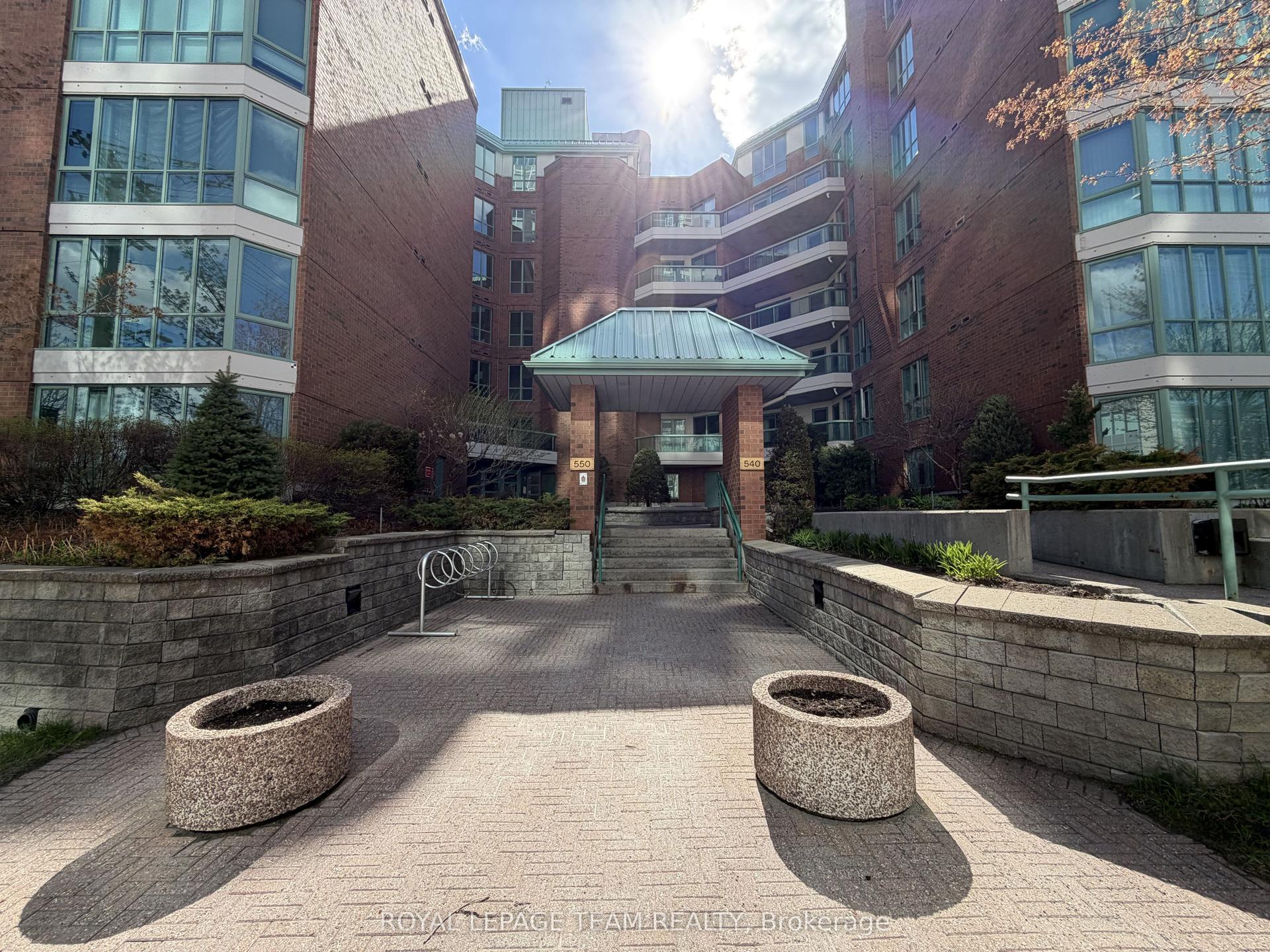 550 S Cambridge Street S 102 #102, Dows Lake - Civic Hospital and Area — Condo for sale, photo 1