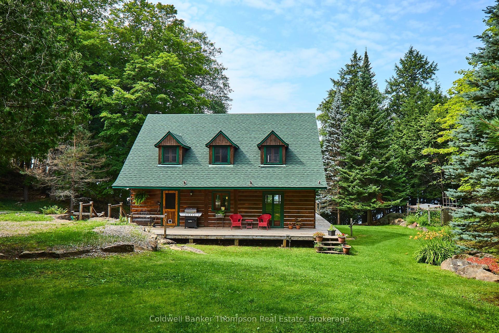 1028 Clarks Drive — photo 1