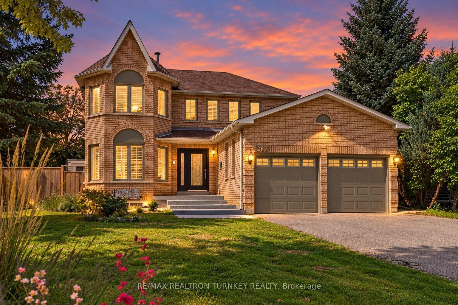 263 Chambers Crescent, Newmarket — Detached for sale, photo 1