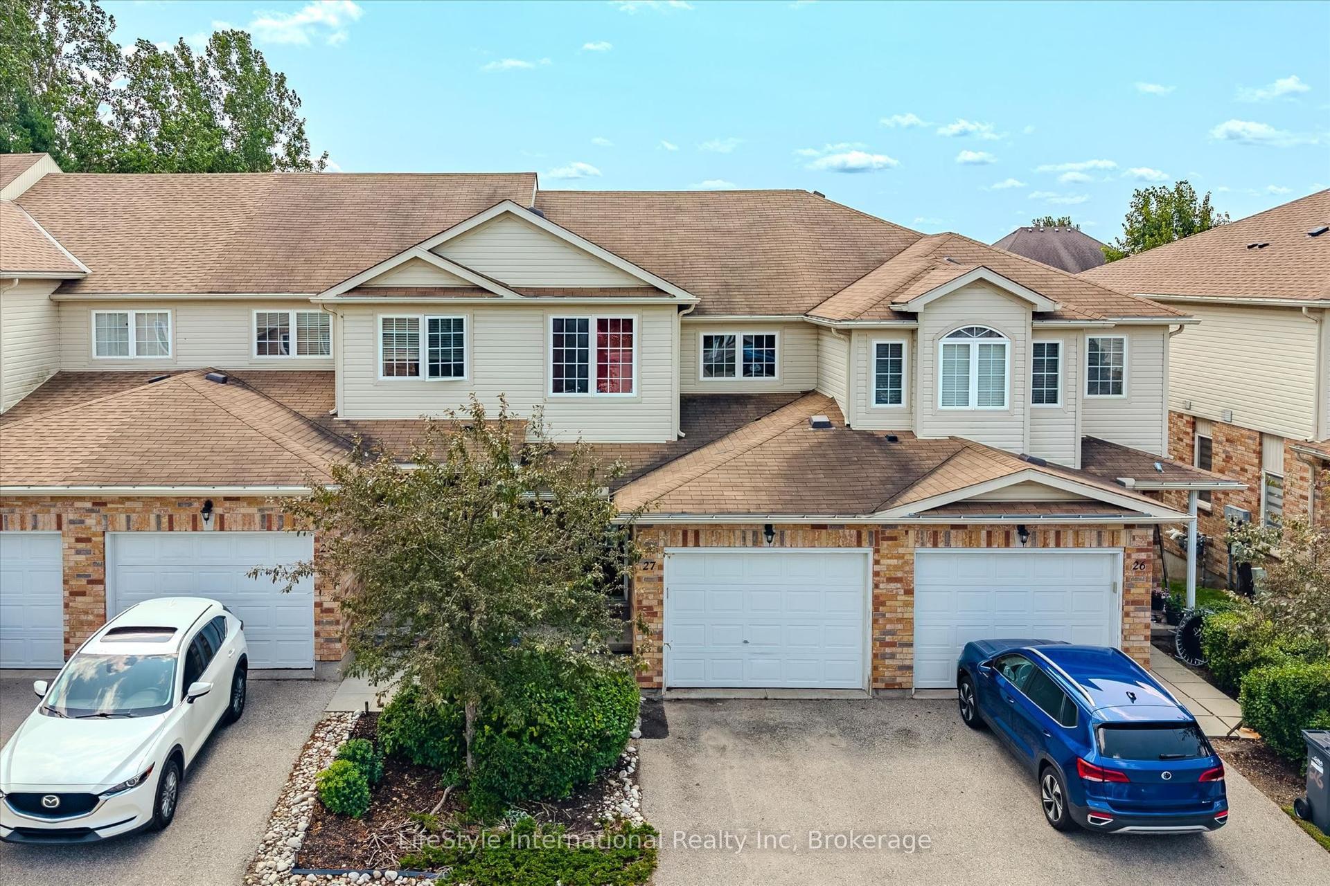 105 Bard Boulevard 27 #27, Guelph — Condo Town for sale, photo 1