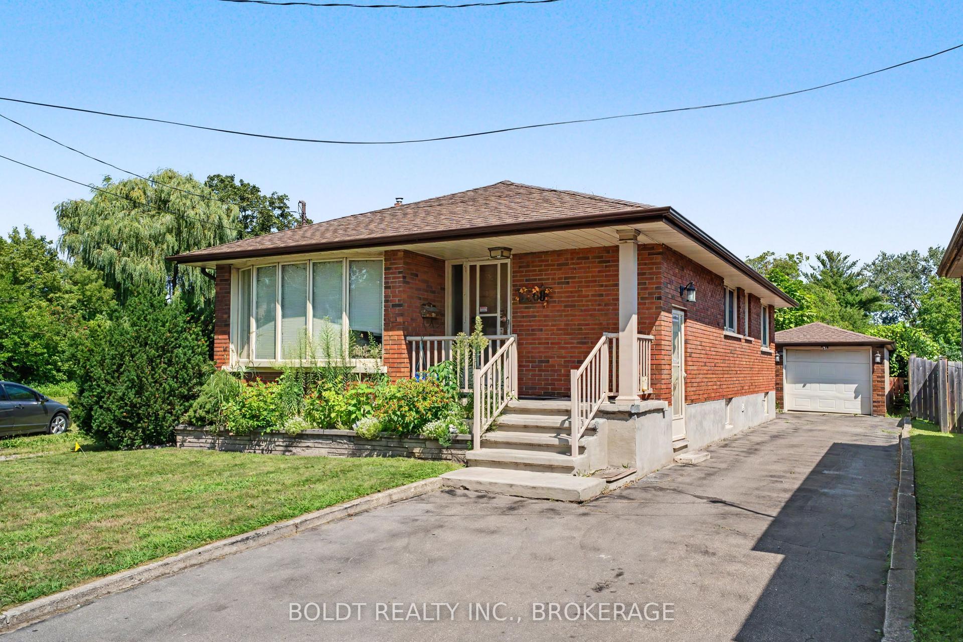 5568 Drummond Road, Niagara Falls — Detached for sale, photo 1